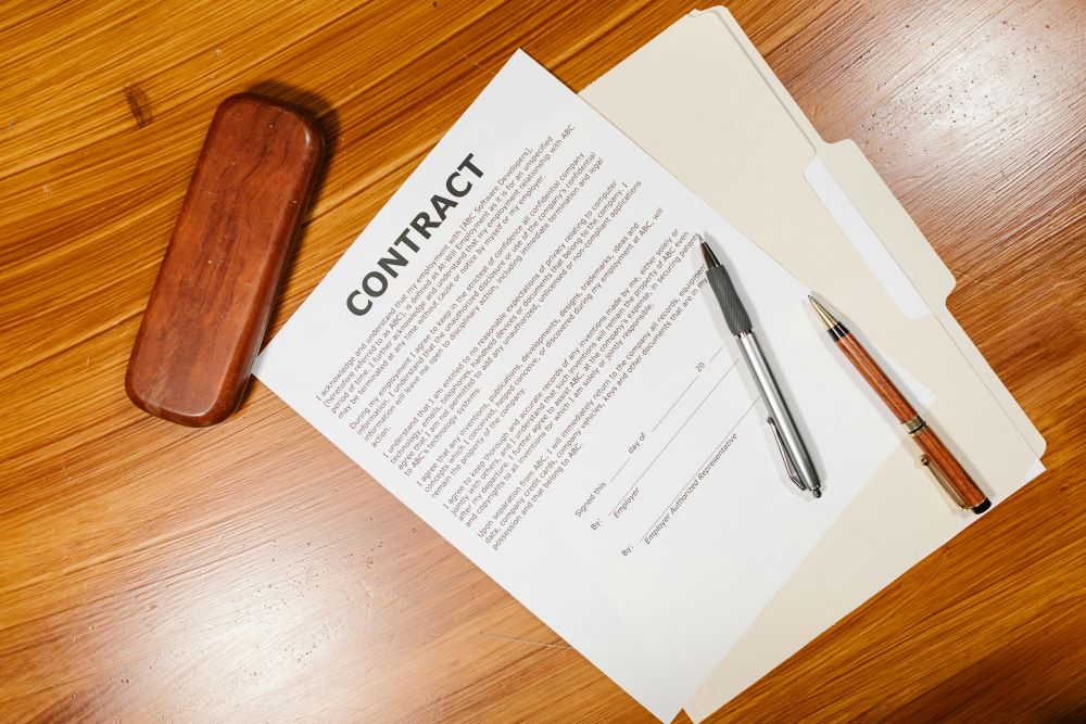 FTC Bans Noncompete Agreements, Businesses Vow Fight